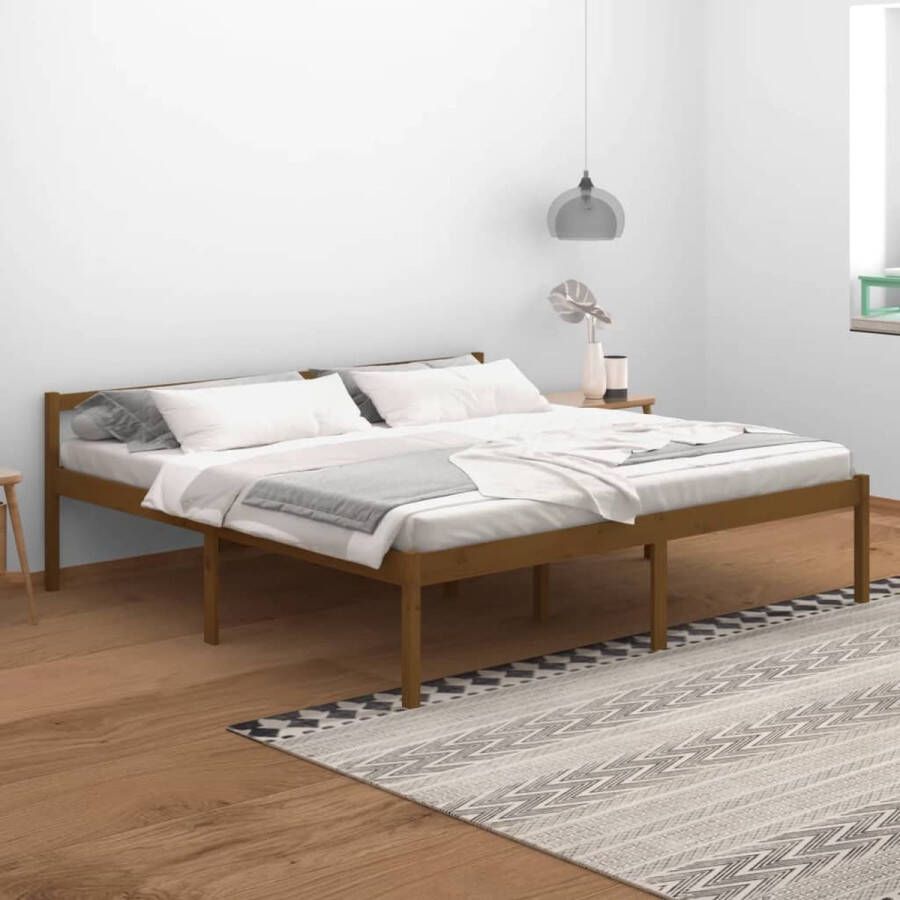 The Living Store Bedframe massief grenenhout honingbruin 200x200 cm Bedframe Bedframes Bed Bedbodem Ledikant Bed Frame Massief Houten Bedframe Slaapmeubel Tweepersoonsbed Bedden Bedbodems