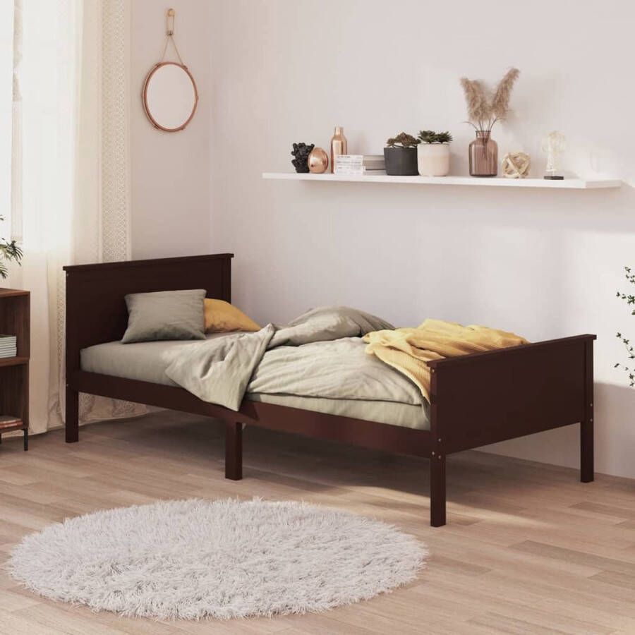 The Living Store Bedframe massief grenenhout donkerbruin 90x200 cm Bedframe Bedframes Houten Bedframe Bed Bedbodem Slaapmeubel Eenpersoonsbed Houten Bedframes Bedden Bedbodems Slaapmeubels