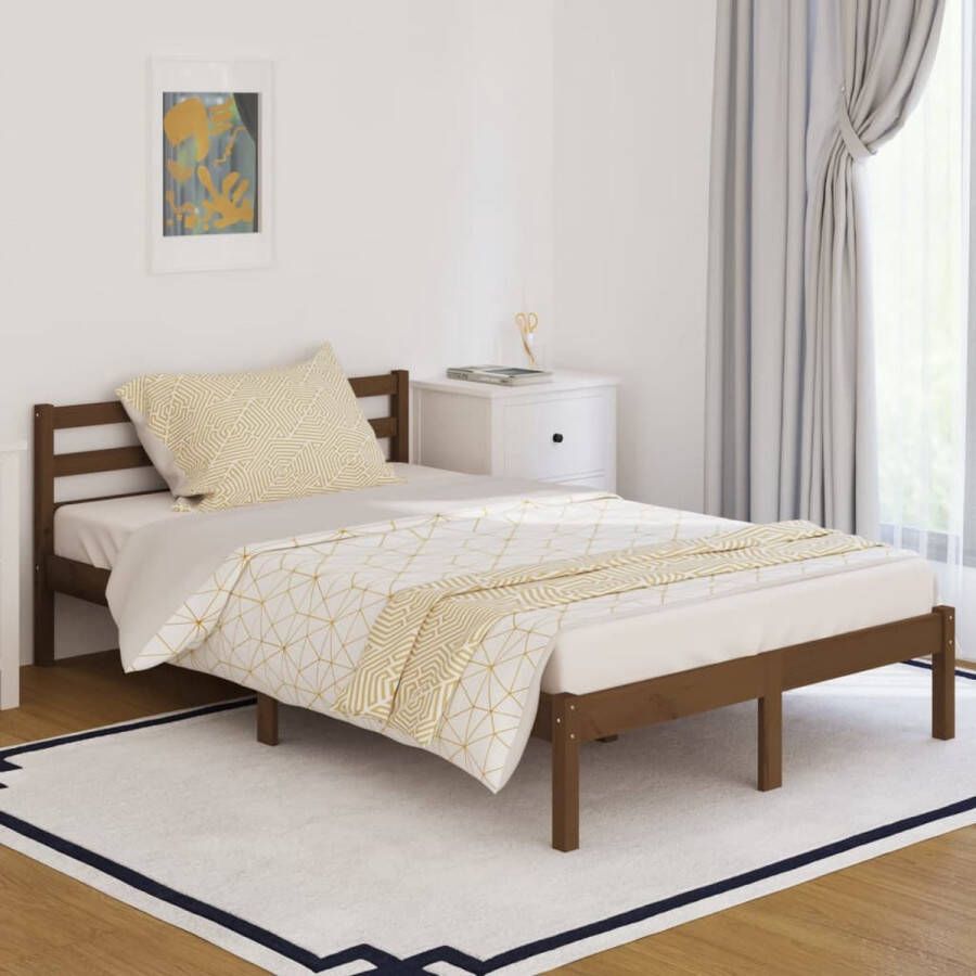 The Living Store Bedframe Grenenhout- Hogewaardig massief hout Stevig lattenbodem Comfortabel hoofdeinde Kleur- honingbruin Afmetingen- 205.5 x 125.5 x 69.5 cm Geschikt voor matras- 120 x 200 cm Montage vereist