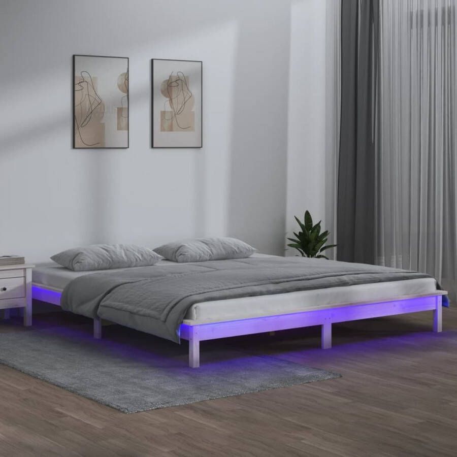 The Living Store Bedframe Grenenhout LED-verlichting 160 x 200 cm Wit