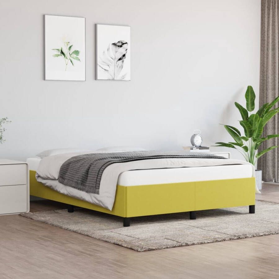 The Living Store Bedframe Groen Stof 193 x 143 x 35 cm Duurzaam materiaal Ondersteunende poten Multiplex lattenbodem Inclusief montagehandleiding