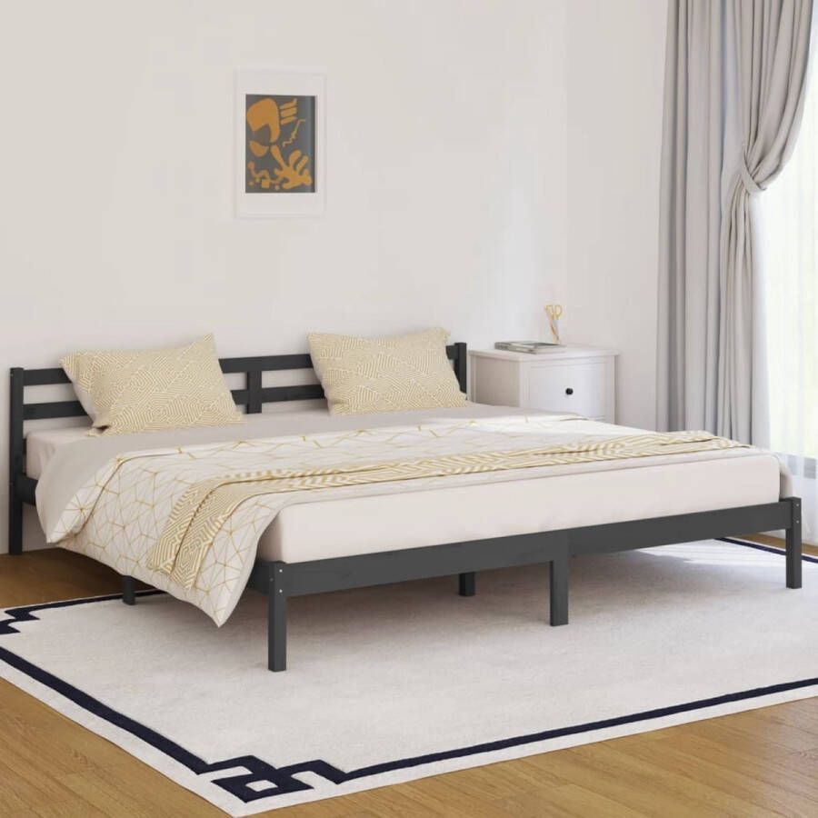 The Living Store Bedframe Houten Grijs 205.5 x 205.5 x 69.5 cm Stevig en comfortabel Houten Bed Frame Bed Frame Grijs Grenenhout Bed Frame King Size Bed Frame Tweepersoons Bed Frame