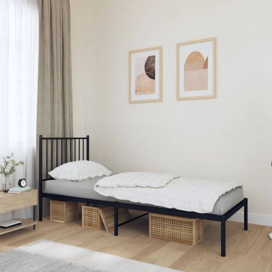 The Living Store Bedframe Klassiek Metaal 207x84.5x90.5 cm Zwart