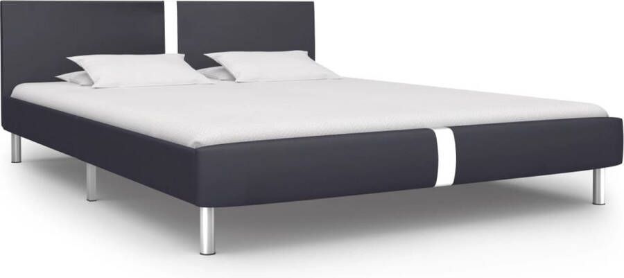 The Living Store Bedframe Klassiek Zwart 211 x 145 x 70 cm Geschikt voor Matras van 140 x 200 cm Klassieke Bedframe Tweepersoons Bed Zwarte Bedframe Metalen Bedframe Kunstleder Bedframe