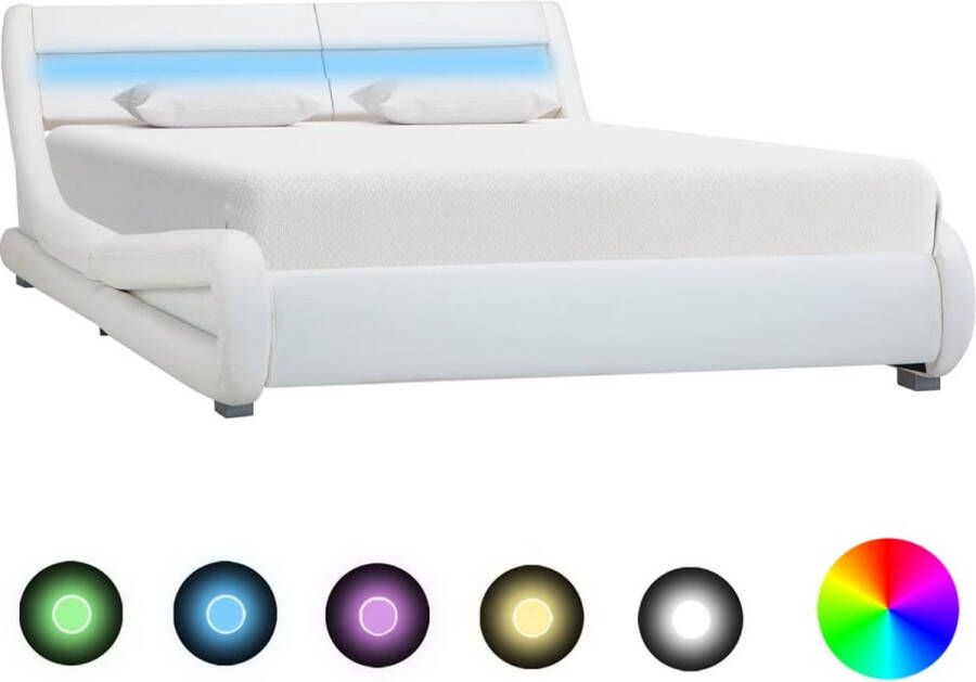 The Living Store Bedframe Kunstleer Wit 217 x 135 x 60 cm (L x B x H) Geschikt voor Matras 120 x 200 cm Inclusief LED-lichtstrip