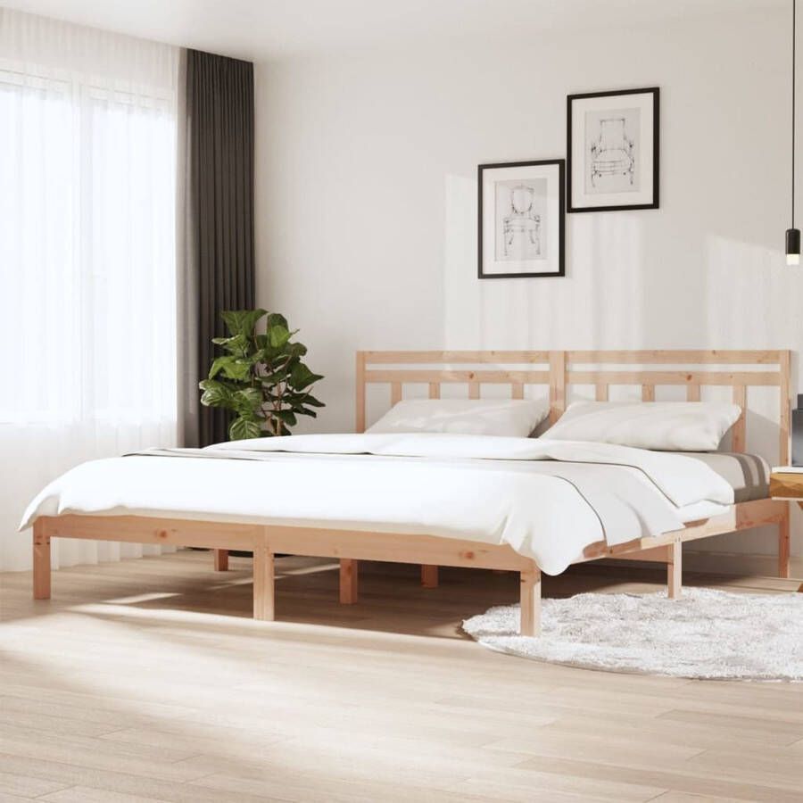 The Living Store Bedframe massief grenenhout 200x200 cm Bedframe Bedframes Tweepersoonsbed Bed Bedombouw Dubbel Bed Frame Bed Frame Ledikant Bedframe Met Hoofdeinde Tweepersoonsbedden