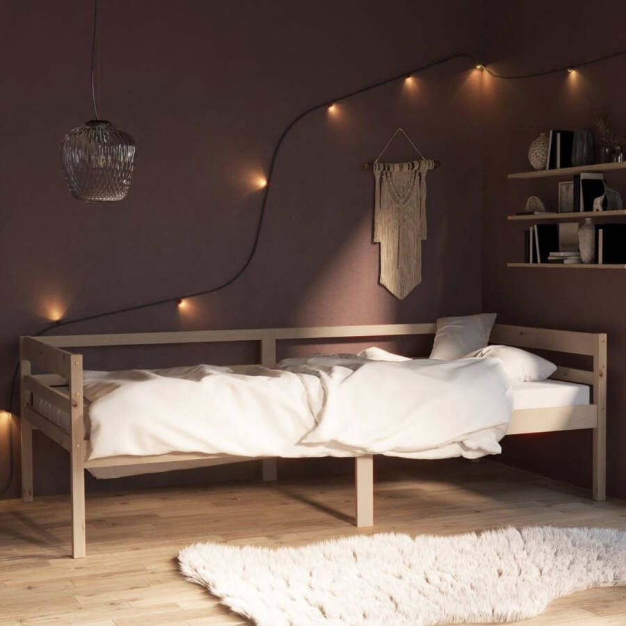 The Living Store Bedframe Grenenhout Enkel 200 x 90 x 65 cm Massief Montage vereist Massief Houten Bed Frame Enkel Bed Grenenhout Bed Bruine Bed Frame Slaapcomfort