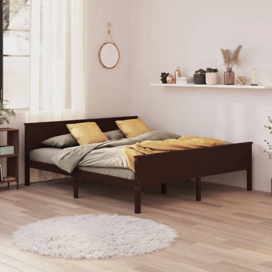 The Living Store Bedframe Massief Grenenhout Donkerbruin 208 x 208 x 77 cm Montage vereist