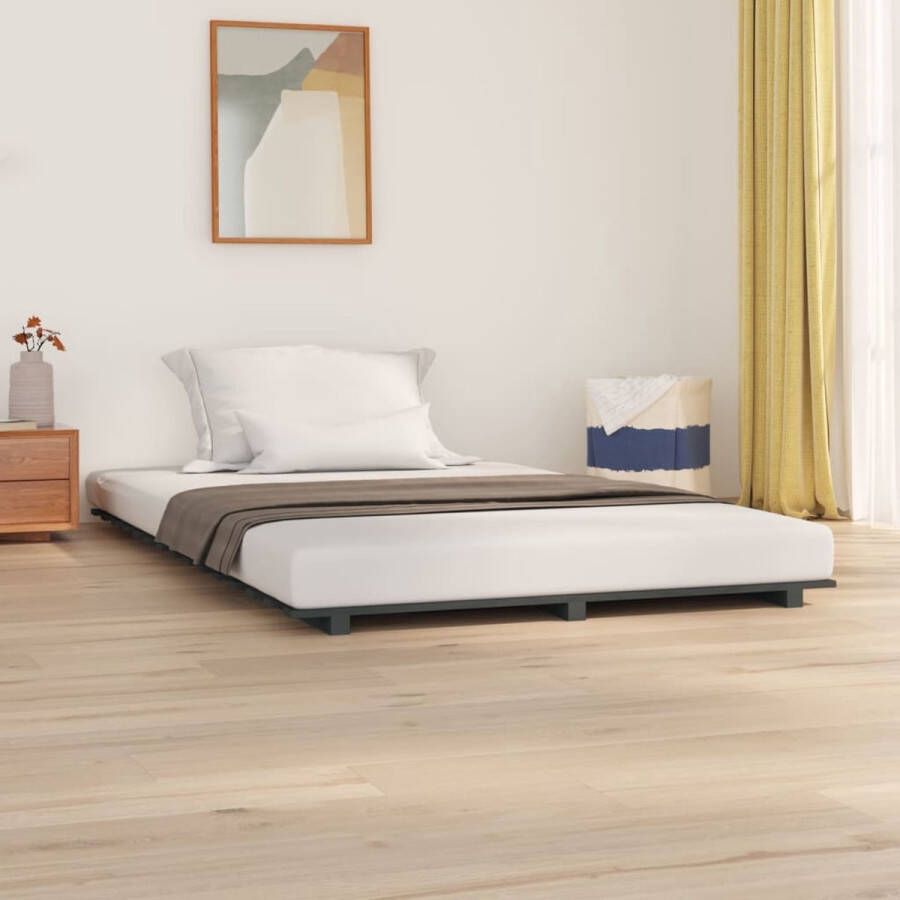 The Living Store Bedframe massief grenenhout grijs 120x200 cm Bed