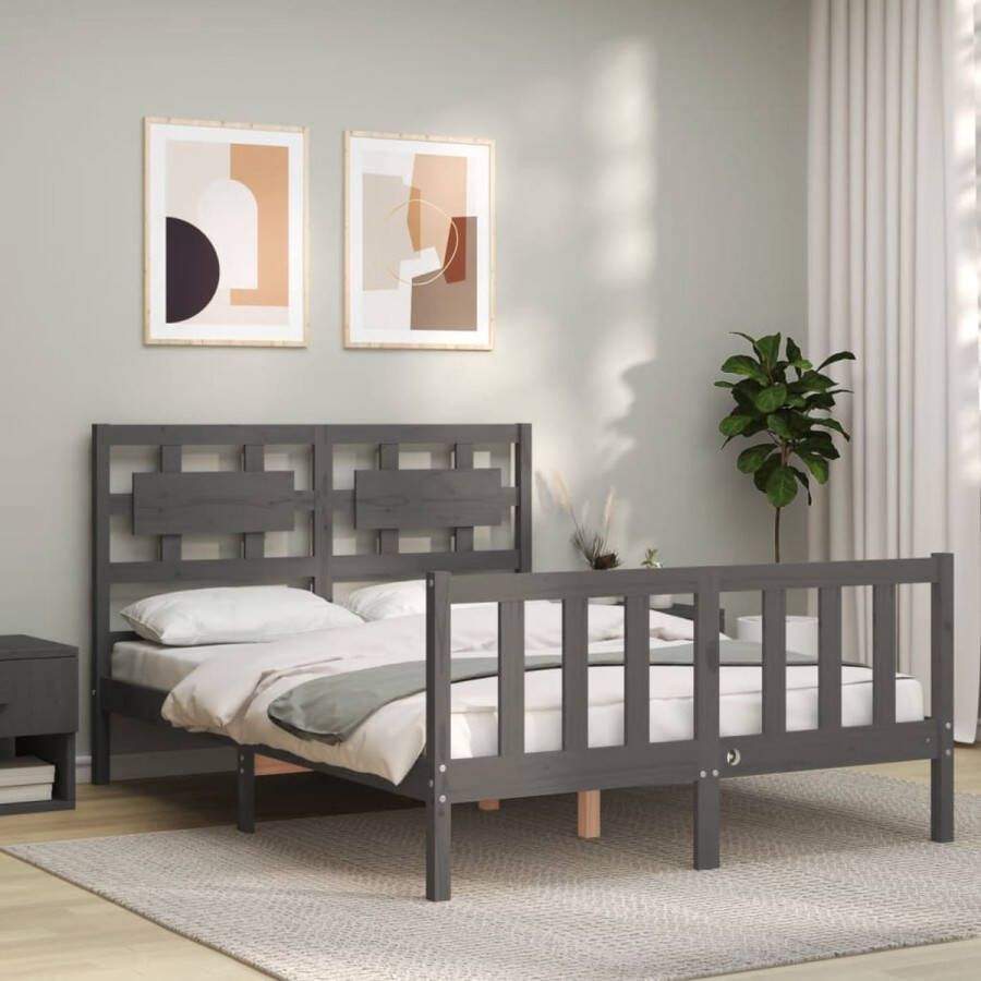 The Living Store Bedframe Massief Grenenhout Grijs 205.5 x 145.5 x 100 cm Functioneel hoofd- en voeteneinde