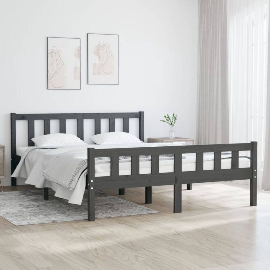 The Living Store Bedframe Massief Grenenhout Grijs 195.5 x 145.5 x 69.5 cm Geschikt voor Matras 140 x 190 cm Montage vereist Massief Houten Bed Grijs Bed Enkel Bed Houten Bedframe 140x190