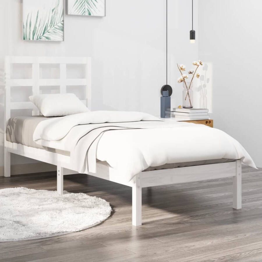 The Living Store Bedframe Grenenhout Wit 205.5 x 105.5 x 31 cm Geschikt voor matras 100 x 200 cm Montage vereist Incl hoofdeind Bedframe Grenenhouten Bed Wit Bed Tweepersoons Bed Boxspring Bed