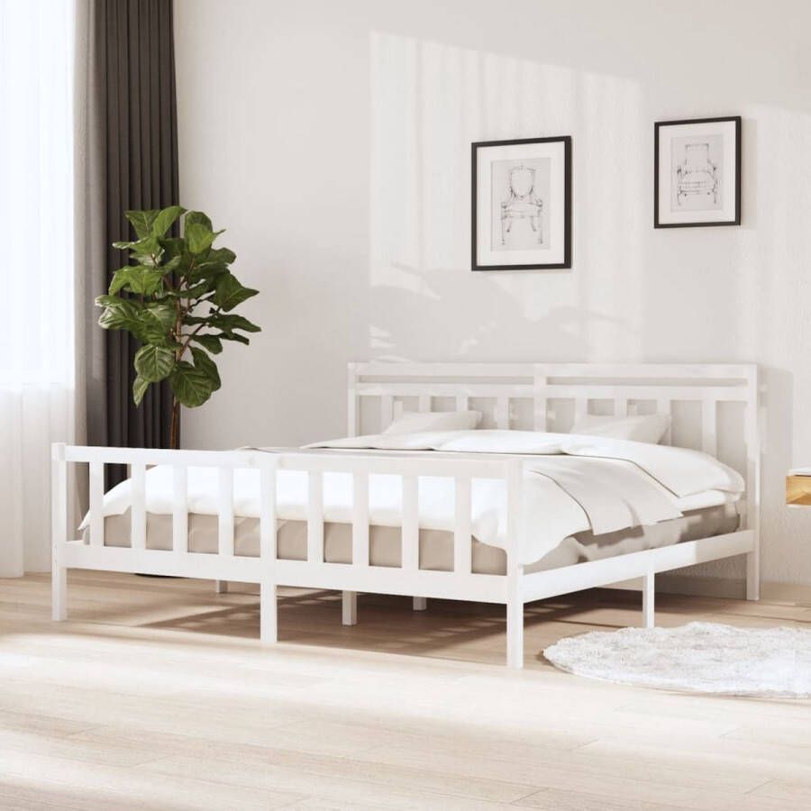 The Living Store Bedframe Grenenhout Wit 205.5 x 206 x 100 cm Geschikt voor 200 x 200 cm matras Montage vereist Inclusief hoofdeind Bedframe Grenenhouten Bed Wit Bed Tweepersoons Bed King Size Bed
