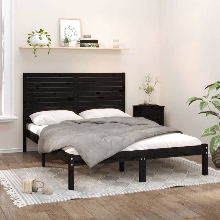 The Living Store Bedframe Grenenhout 150x200 cm Zwart Stabiel en tijdloos design