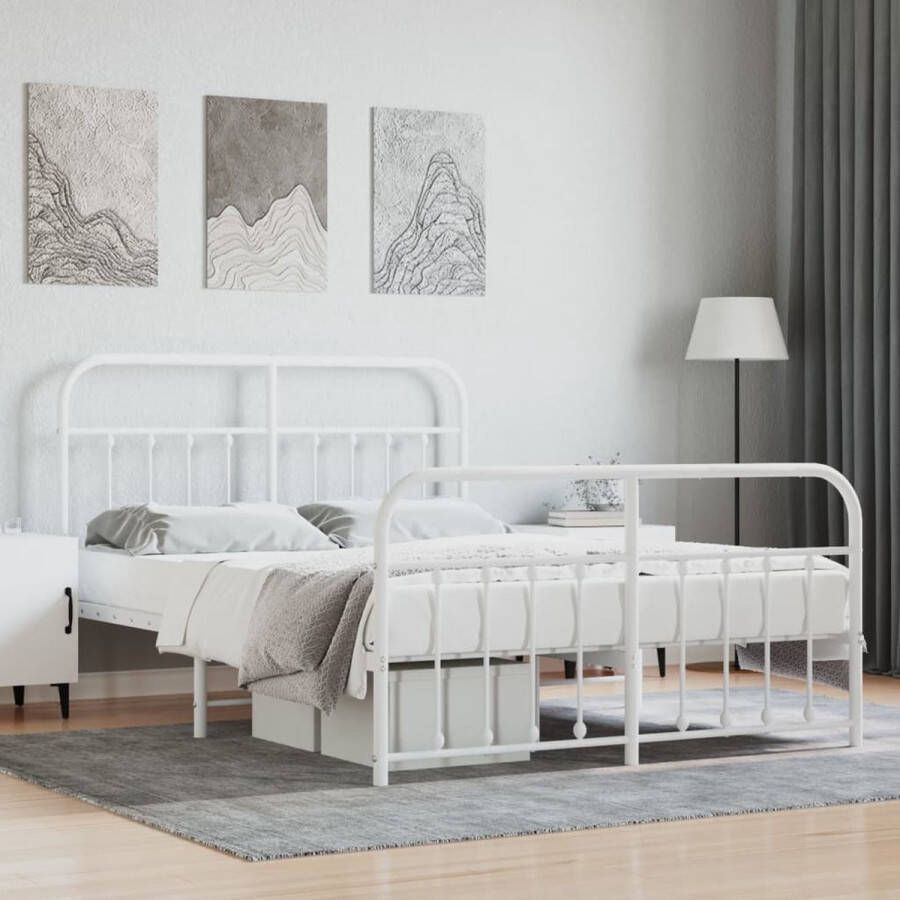 The Living Store Bedframe met hoofd- en voeteneinde metaal wit 150x200 cm Bed