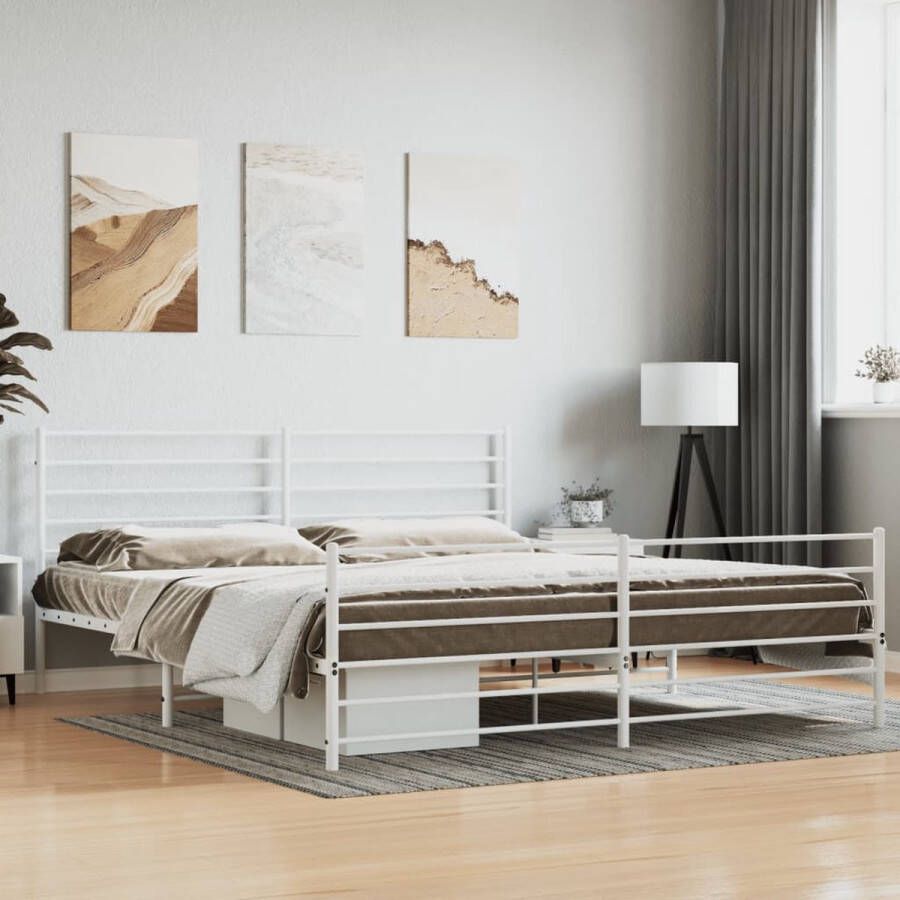 The Living Store Bedframe met hoofd- en voeteneinde metaal wit 200x200 cm Bed