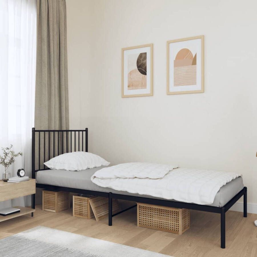 The Living Store Bedframe met hoofdbord metaal zwart 90x190 cm Bed