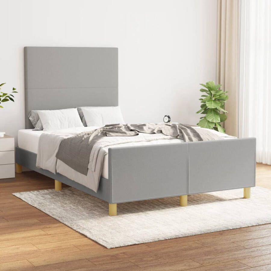 The Living Store Bedframe met hoofdeinde stof lichtgrijs 120x200 cm Bedframe Met Hoofdeinde Bedframes Met Hoofdeindes Bed Slaapmeubel Ledikant Bedbodem Tweepersoonsbed Bedden Slaapmeubels Slaapmeubelen Slaapmeubilair