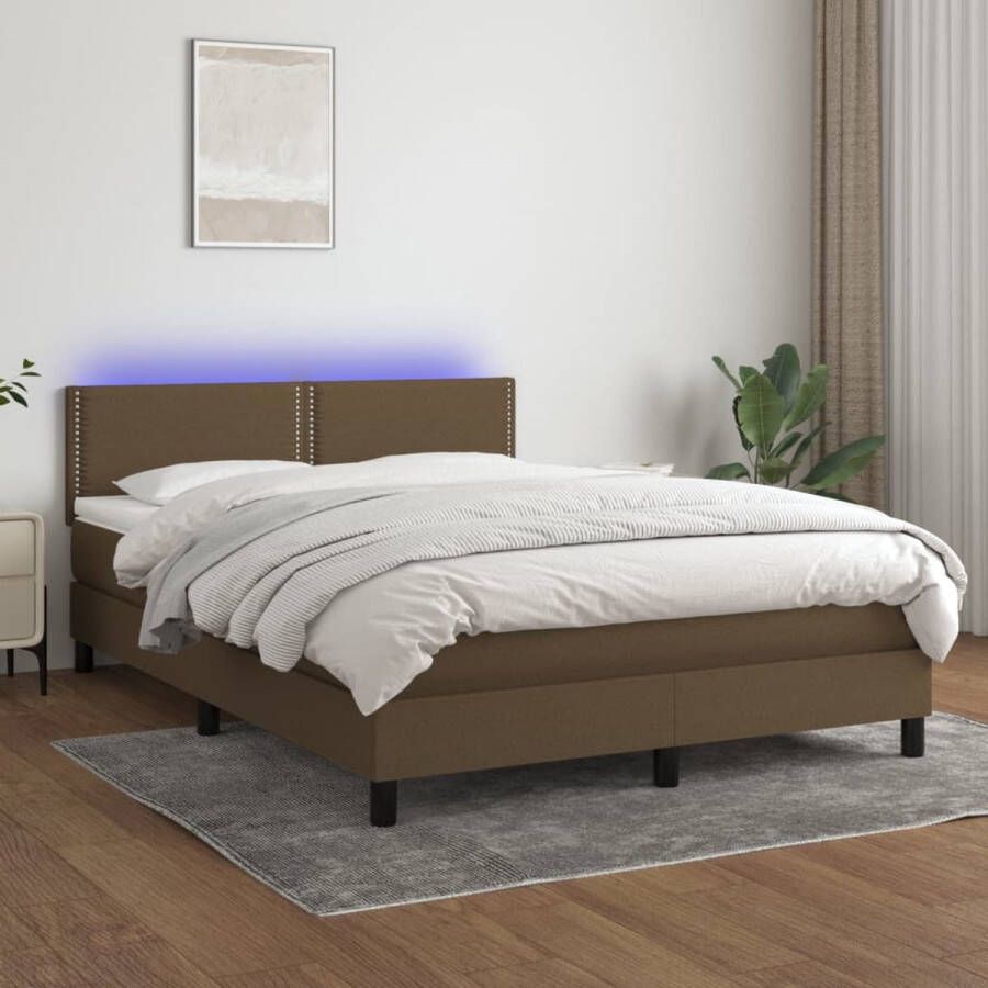 The Living Store Boxspring Bed Donkerbruin 203 x 144 x 78 88 cm Incl Matras en LED