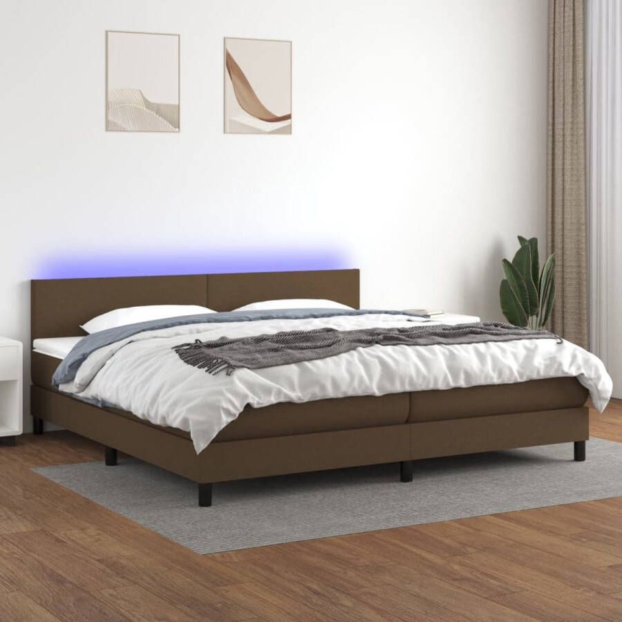 The Living Store Boxspring Bed met LED Donkerbruin 203 x 200 cm Hoogte verstelbaar hoofdbord Pocketvering matras Huidvriendelijk topmatras Kleurrijke LED-verlichting Inclusief montagehandleiding