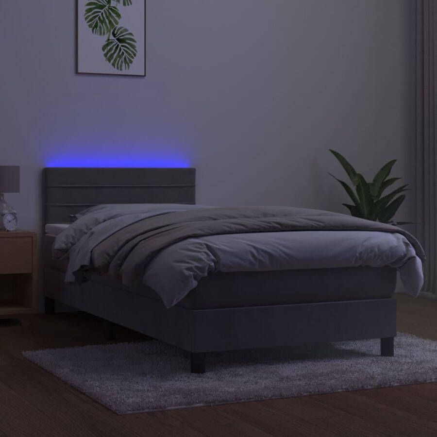 The Living Store Boxspring fluweel LED pocketvering huidvriendelijk lichtgrijs 203x90x78 88 cm