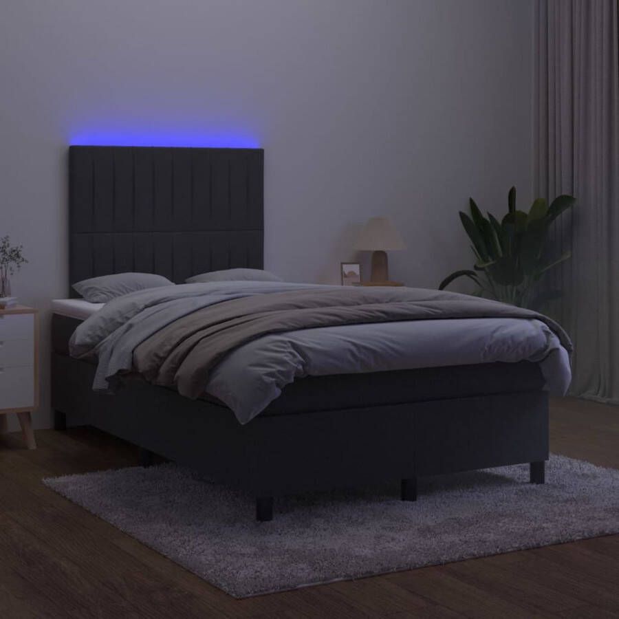 The Living Store Boxspring met matras en LED fluweel zwart 120x200 cm Bed