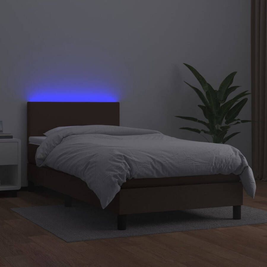 The Living Store Boxspring met matras en LED kunstleer bruin 100x200 cm Boxspring Boxsprings Bed Slaapmeubel Boxspringbed Boxspring Bed Tweepersoonsbed Bed Met Matras Bedframe Ledikant Bed Met LED
