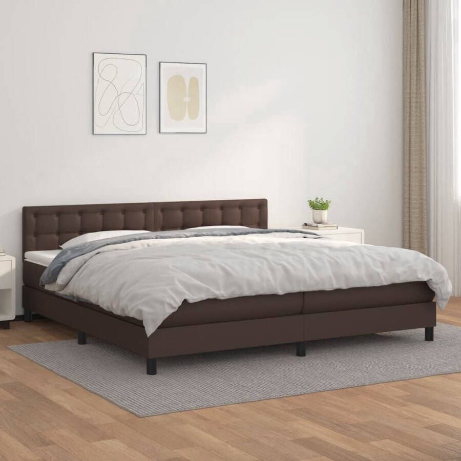 The Living Store Boxspring met matras kunstleer bruin 200x200 cm Bed