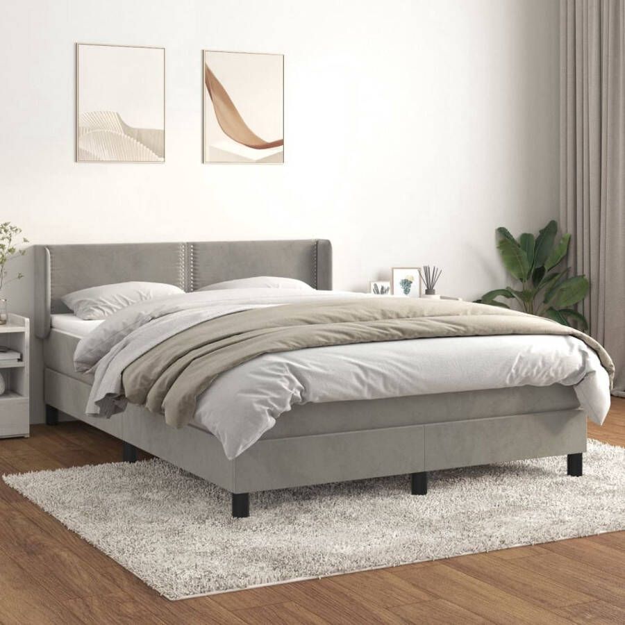 The Living Store Boxspring met matras fluweel lichtgrijs 140x190 cm Boxspringbed Boxspring Bed Fluweel Bed Grijs Bed