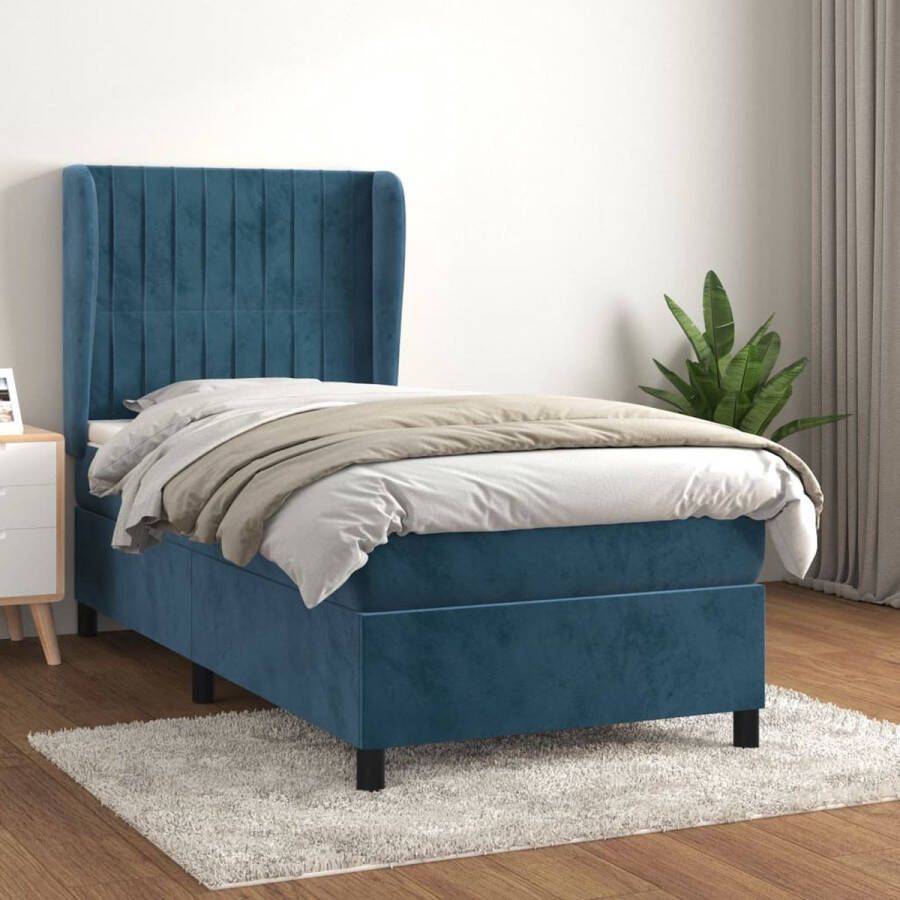 The Living Store Boxspringbed Velvet Donkerblauw 80 x 200 cm Pocketvering matras Middelharde ondersteuning Huidvriendelijk topmatras Boxspringbed Velvet Bed Donkere Blauwe Bed Tweepersoons Bed Pocketveer Matras