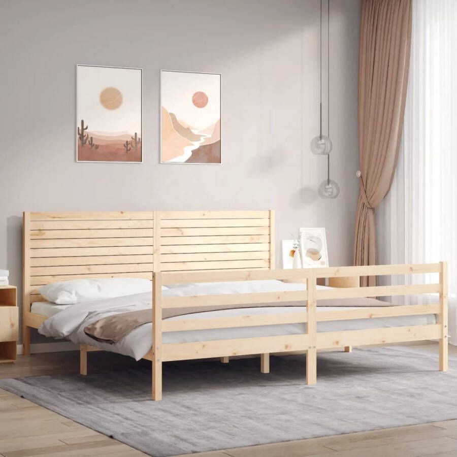 The Living Store Grenenhouten Bedframe Bedframes 205.5 x 205.5 cm Massief grenenhout Multiplex lattenbodem Functioneel hoofd- en voeteneinde Matras niet inbegrepen Montage vereist