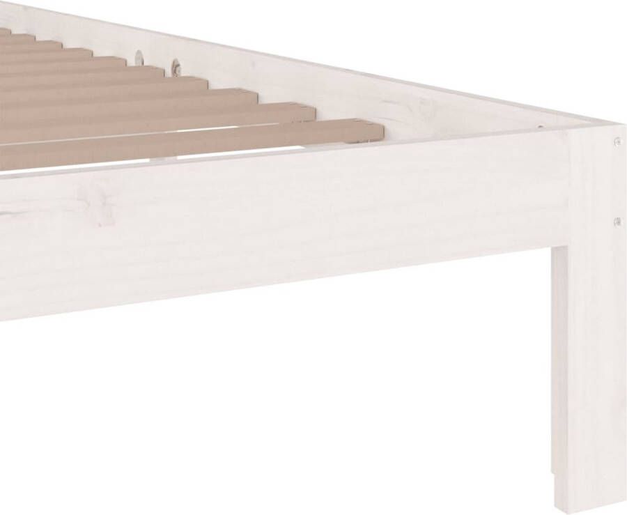 The Living Store Bedframe massief hout wit 200x200 cm Bedframe Bedframes Bed Bedbodem Ledikant Bed Frame Massief Houten Bedframe Slaapmeubel Tweepersoonsbed Bedden Bedbodems