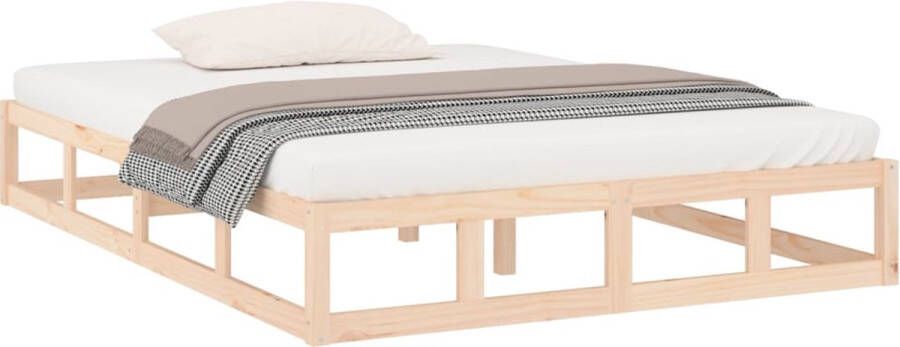 The Living Store Houten Bedframe Massief Grenenhout 195.5 x 145.5 x 28 cm Geschikt voor Matras 140 x 190 cm Onbehandeld Houten Bedframe Massief Grenenhout Bedframe 140x190 Slaapcomfort Modern Bedframe