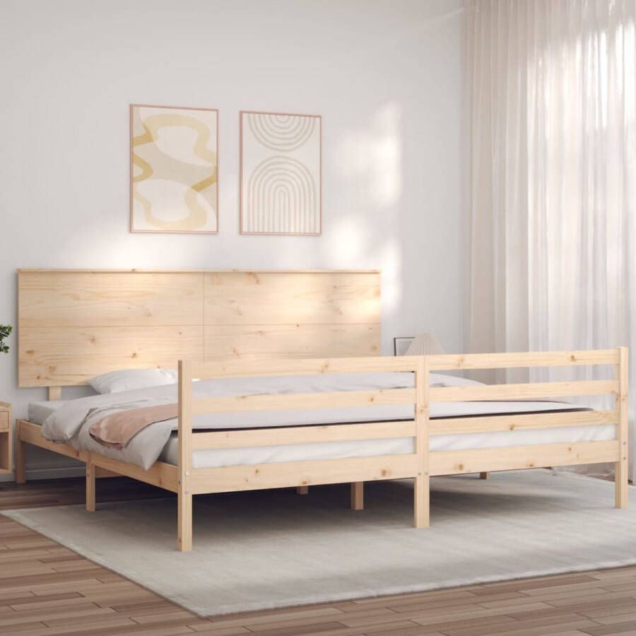 The Living Store Massief grenenhouten bedframe 205.5 x 205.5 x 82.5 cm Multiplex lattenbodem