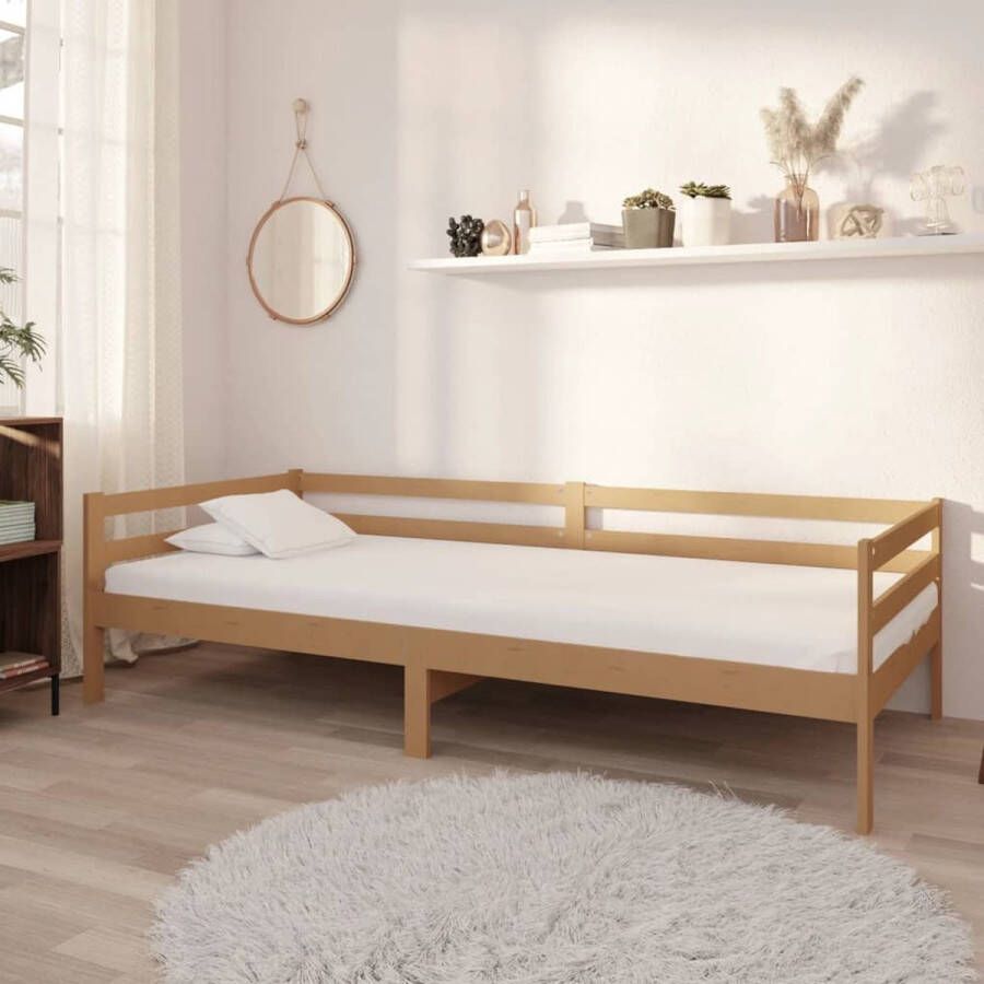 The Living Store Slaapbank met matras massief grenenhout honingbruin 90x200 cm Bedbank Bedbanken Bed Bank Bed Banken Slaapbank Slaapbanken Slaap Bank Slaap Banken Houten Bedbank Houten Bedbanken Houten Slaapbank