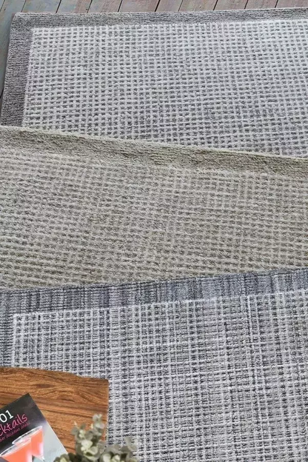 The Rug Republic Handgemaakt beige Ofelia tapijt