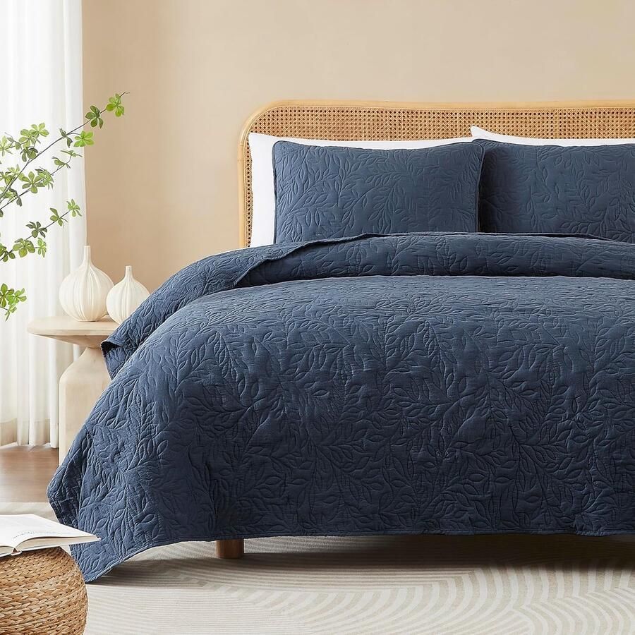 Trankielo ` Luxe Blauwe Sprei Set met Borduurwerk en 2 Kussenslopen Ultrazachte Bank- en Woondeken van Microvezel 300 x 270 cm`