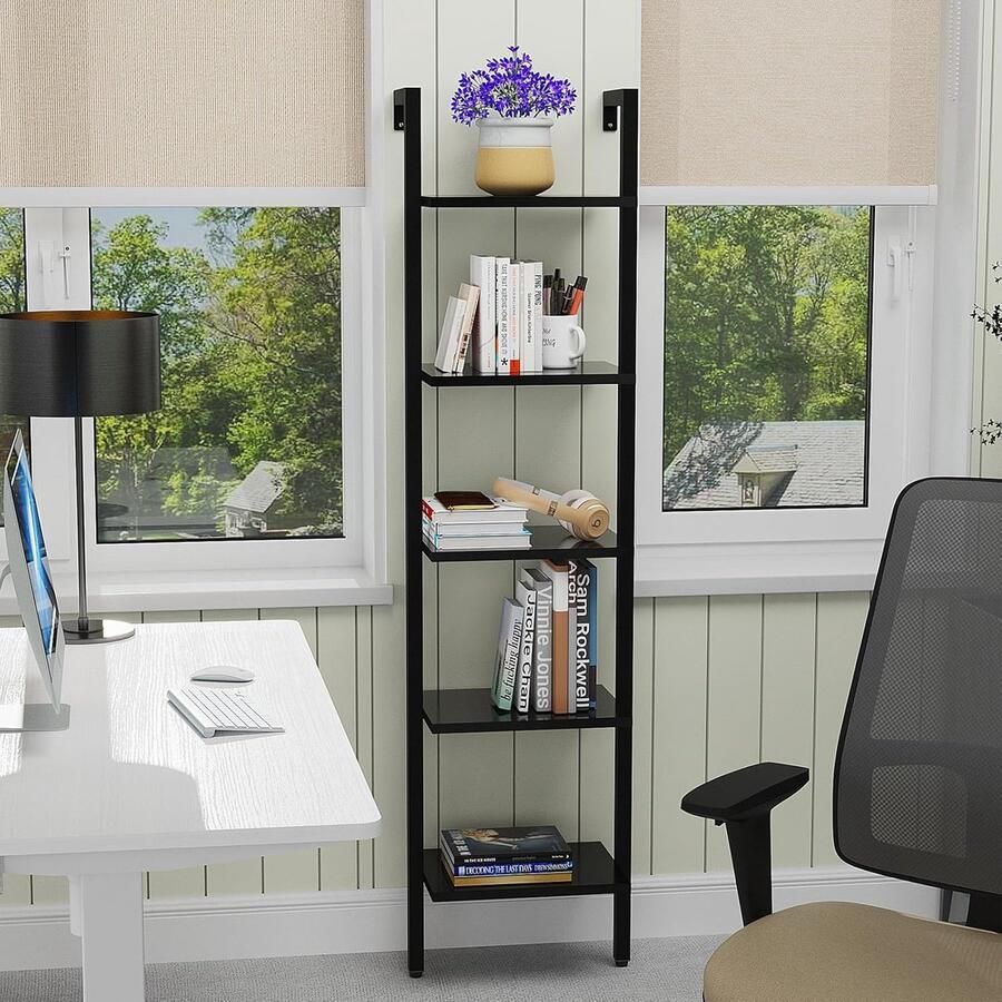 Trankielo Zwarte Ladderrek met 5 Niveaus Multifunctionele Boekenkast met Wandmontage Stijlvol Houten en Metalen Frame