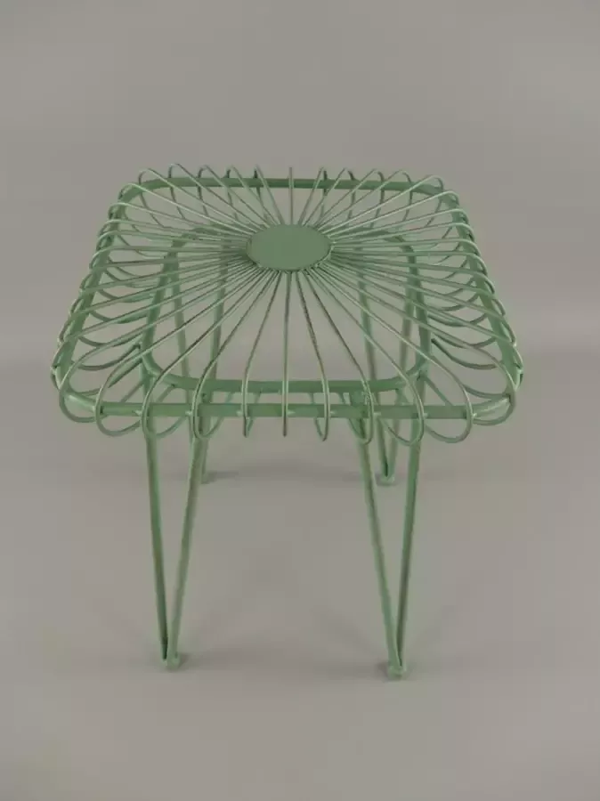 Trendybywave Metalen Krukje Antiek groen stoeltje Voor binnen & buiten 44 cm hoog
