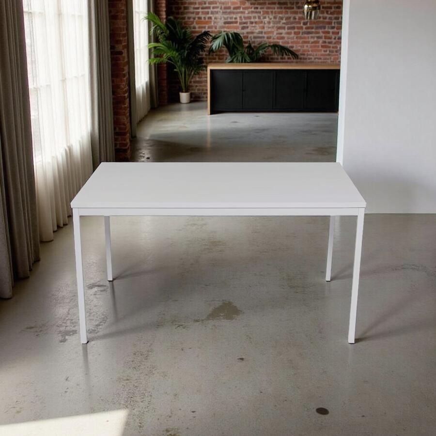 Tribe Multifunctionele Rechthoekige Tafel 140x70x75 cm – Dik Melamine Tafelblad met Stalen Frame & Verstelbare Poten – Bureau Vergadertafel Kantoortafel Werktafel of Eettafel – Grijs – Furni24