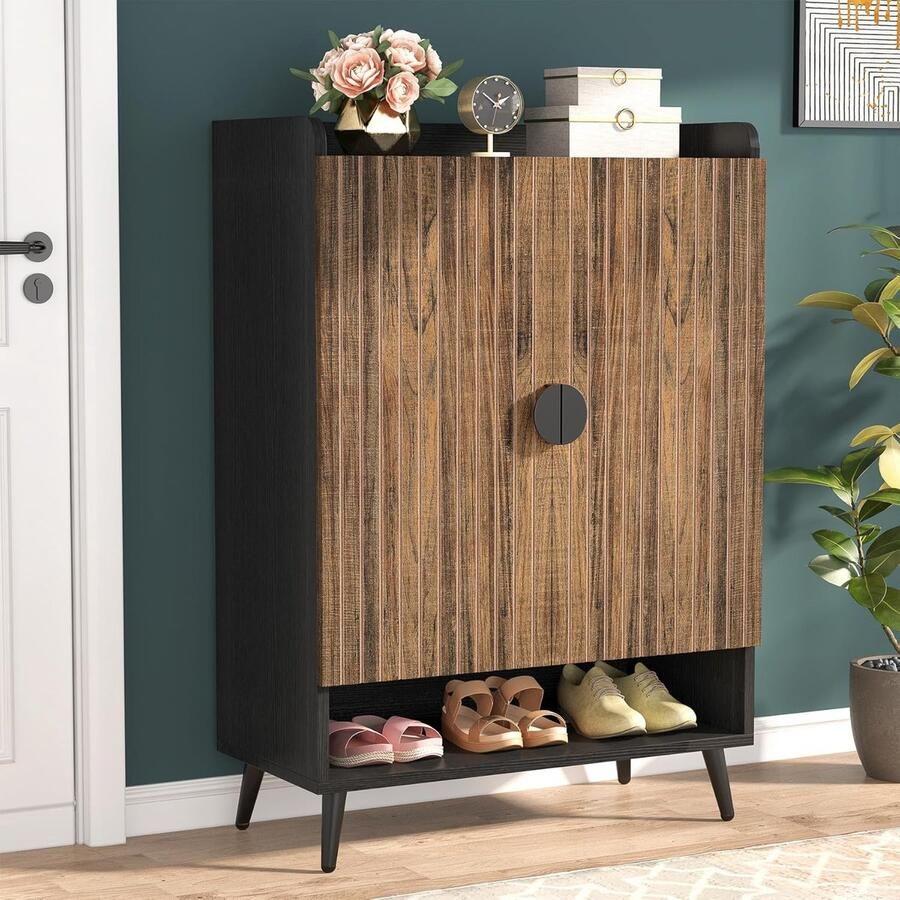 Tribesigns Schoenenkast met 2 Deuren – 6 Lagen Schoenenrek voor 25 paar schoenen – 75x 37x 110cm – Houten Schoenenopberger voor Entree Woonkamer Bruin