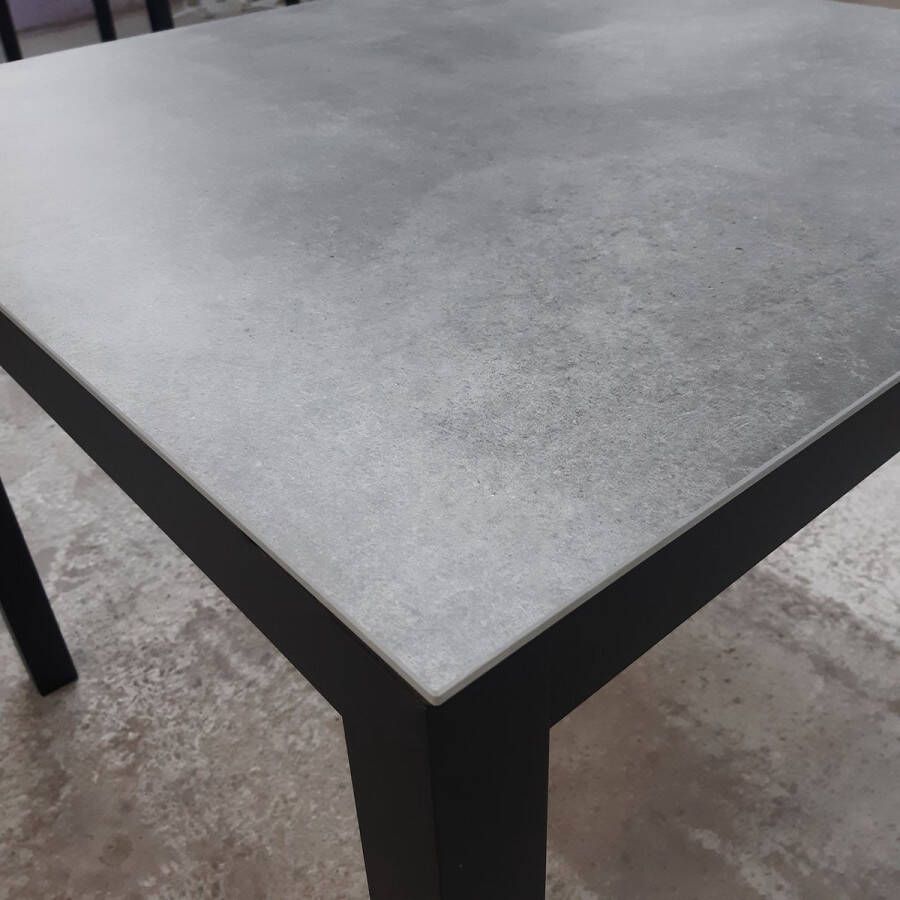 Tuinbeleving Tuintafel keramisch blad donkergrijs 90x90cm