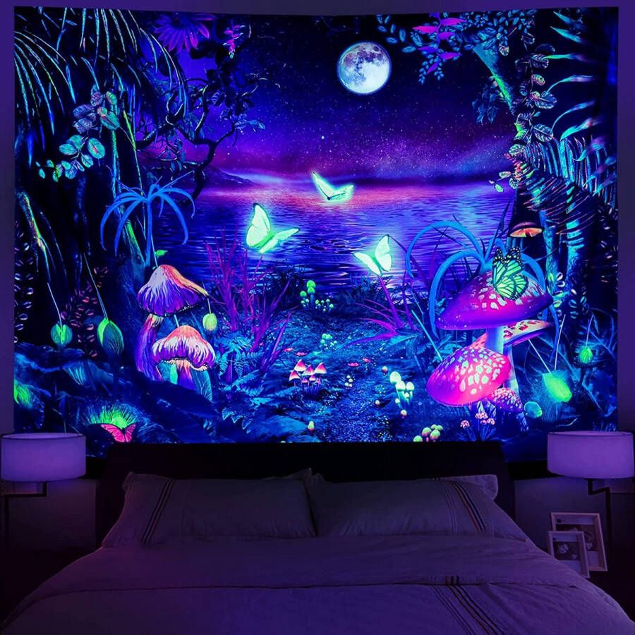 Ulticool Maan Paddenstoelen Vlinders Glow in the Dark Tapestry Decoratie Magic Psychedelisch Blacklight Party Wandkleed Achtergronddoek 200x150 cm Backdrop UV Lamp Reactive Groot wandtapijt Poster Neon Verlichting