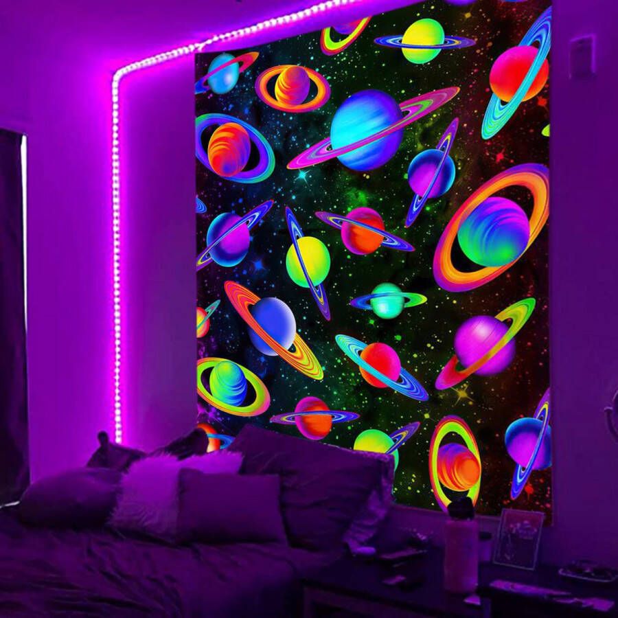 Ulticool Wandkleed Planeten en Sterren Heelal Astronaut Glow in the Dark Decoratie Magic Psychedelic Blacklight Party 200x150 cm UV Lamp Groot wandtapijt voor Binnen Poster Neon Verlichting Cadeau Tiener Jongen 10 11 12 13 14 Jaar