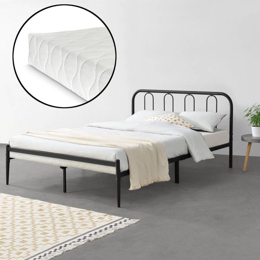 Unbranded Metalen Bedframe Verity Zwart Met matras 160x200 cm Staal en Koudschuim Modern Design