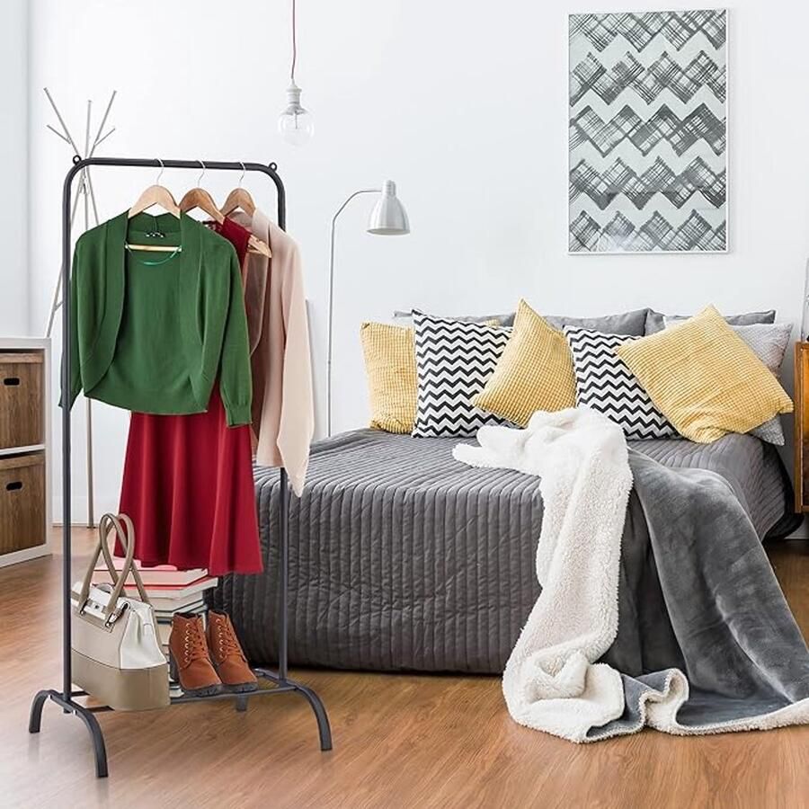 Unbranded kledingrek staal 44D x 60B x 144H centimeter Laadvermogen 9 kg zwart