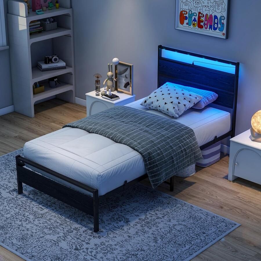 Unyqoos Eenpersoonsbed met ingebouwd laadstation en RGB LED verlichting 90 x 200 cm