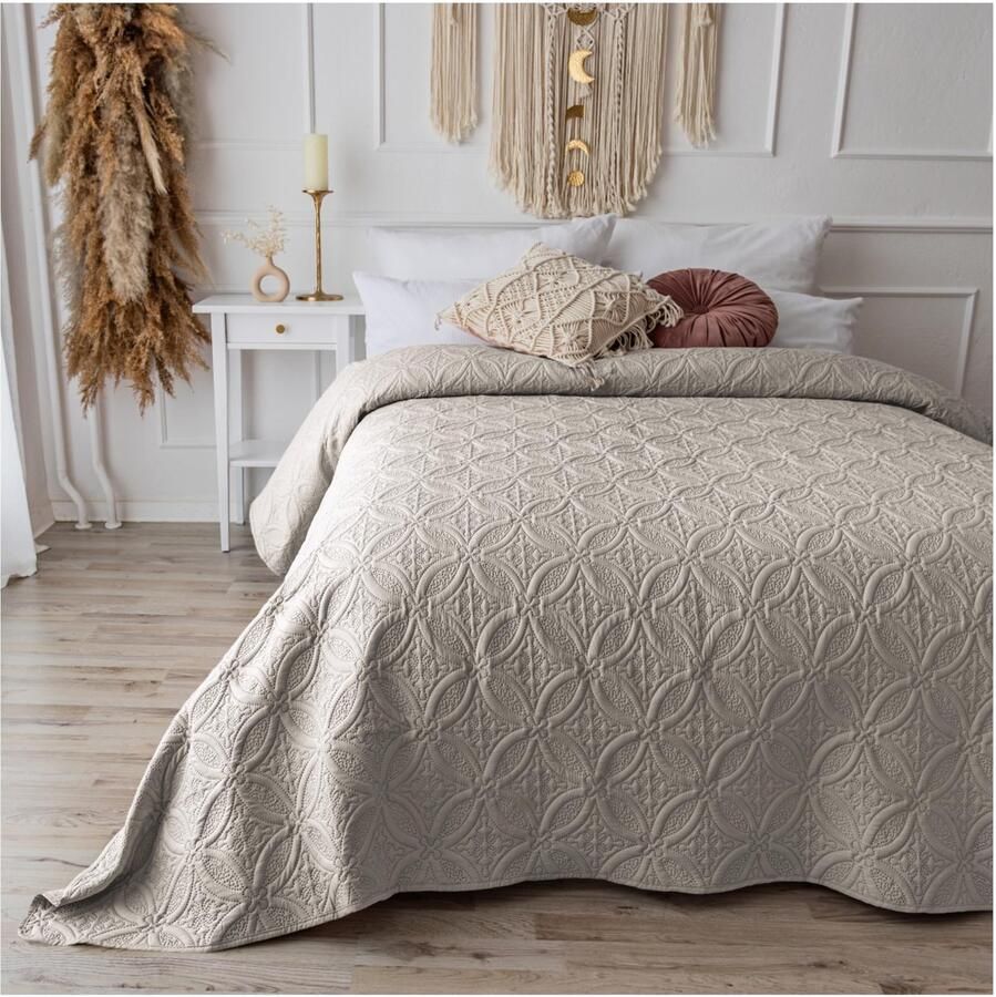 Unyqoos Extra Grote Gewatteerde Sprei in Zacht Beige voor Bed en Bank 200 x 220 cm