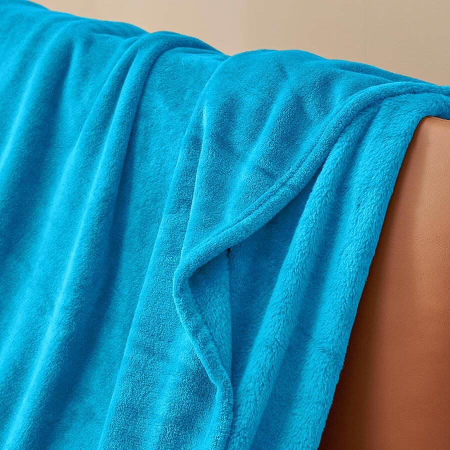 Unyqoos Extra Zachte en Warme Pluizige Flanellen Fleece Bank- en Woondeken in Trendy Kleur