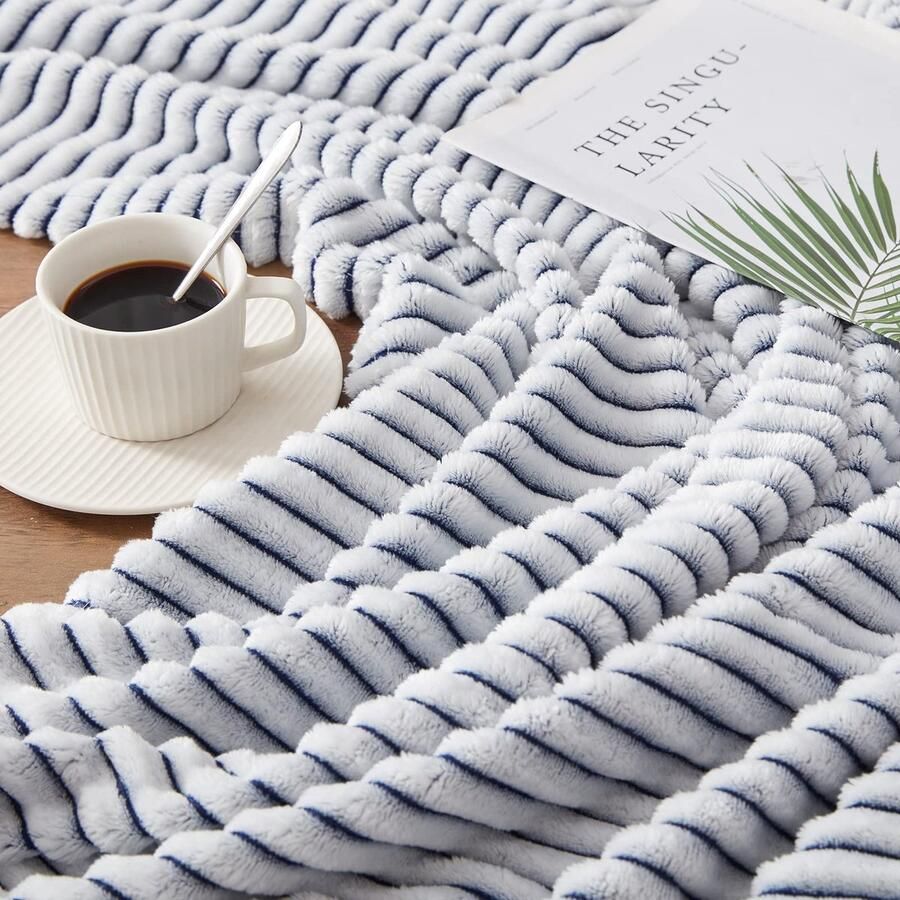 Unyqoos Heerlijk Zachte En Warme Fleece Deken Met Luxe 3D-Textuur Voor Bank Of Bed